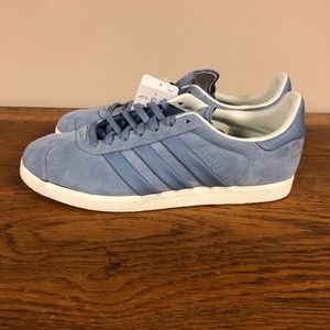 Adidas gazelle S & T size 9